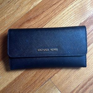 Michael Kors Jet Set wallet